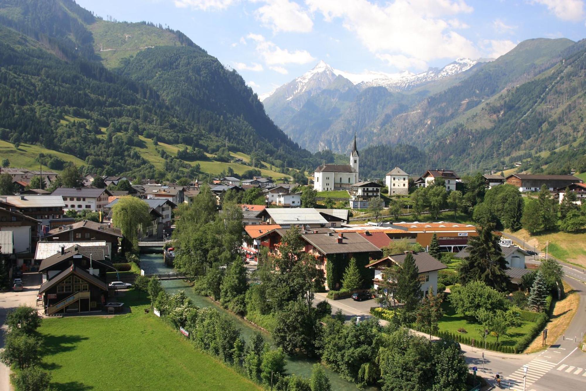 Pension Christophorus Kaprun Exterior photo